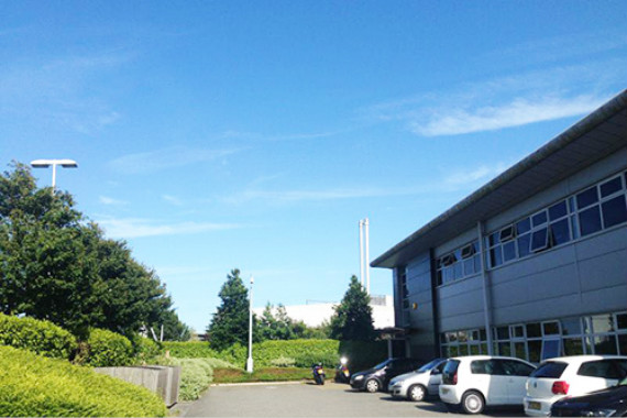 UK Warehouse